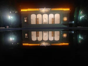 کتابخانه زرتشتیان یزد