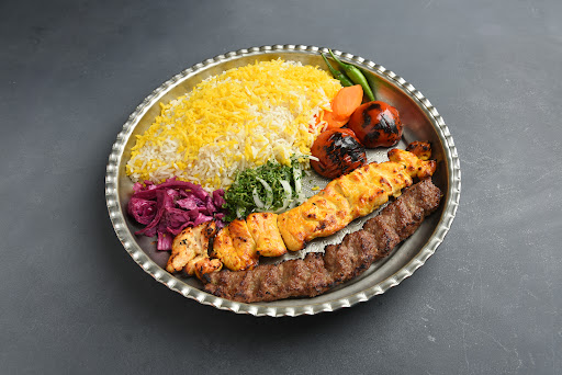 رستوران طلایی
