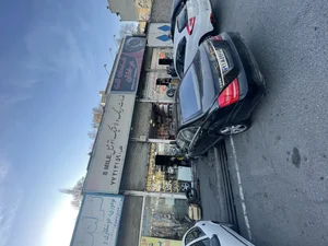 خدمات رینگ‌ و لاستیک اتومبیل ۸ مایل 4