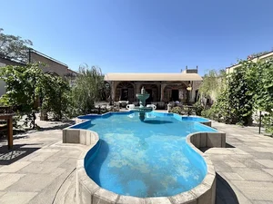 هتل عمارت سرخه‌ای 5