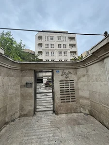 ساختمان نازگل