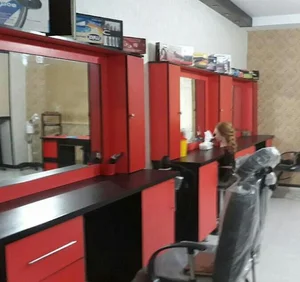 سالن زیبایی نفیسه