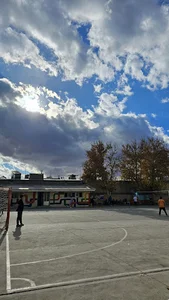 دبیرستان ابوريحان
