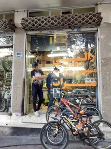 تعمیر دوچرخه و موتور 110 4
