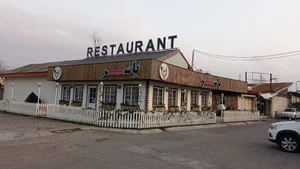 رستوران یاسر 5