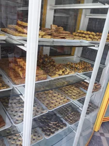 قنادی گلستان نو 3