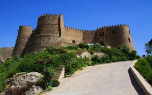 آرامگاه فوکلا