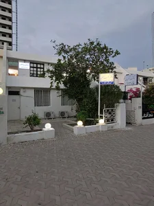 دکترخاطره دودمان قبادی 2