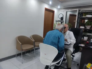 کلینیک چشم دکتر حسام هاشمیان 2