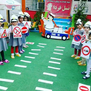 مجتمع نسل فردا