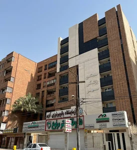 دکتر فهیمه خاقانی متخصص جراحی لثه و ایمپلنت