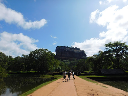 Sigiriya Car Park (For Locals)