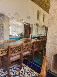 کافه رستوران سرای آینه