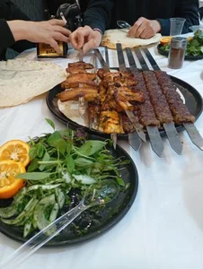 رستوران کد بانو شهر ری 5