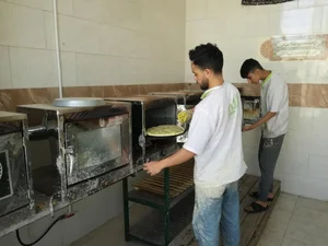 نان سنتی لتیر یزد 4
