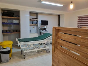 دکتر مهدی کاظمی ، فوق تخصص گوارش