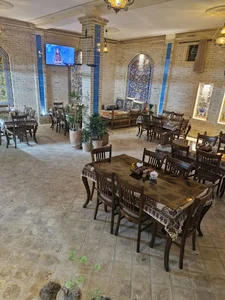 رستوران تاریخی سنتی عمارت خان