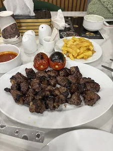 رستوران پرویزی