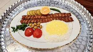 کافه رستوران شبهای رودهن