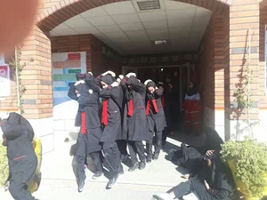 دبیرستان نمونه دولتی شهید احمدی روشن