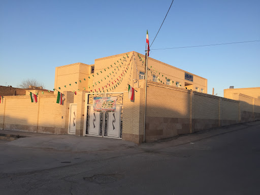 آموزشگاه صفدري زاده خانقاه