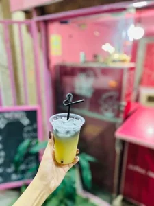 کافه صورتی 2