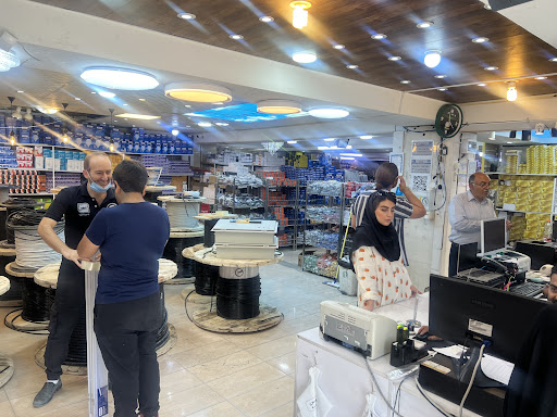 کارخانه سیم و کابل فارس افشان تقی زاده