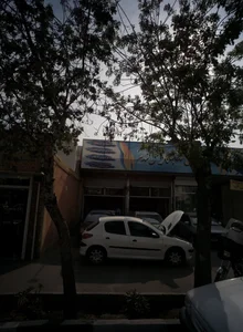 تعمیرگاه اتومبیل 2