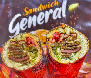 ساندویچی ژنرال