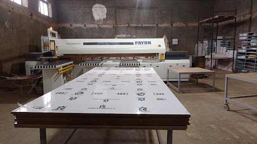 مجتمع خدمات کابینت شهر چوب