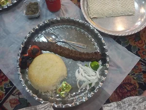 رستوران بابا علی