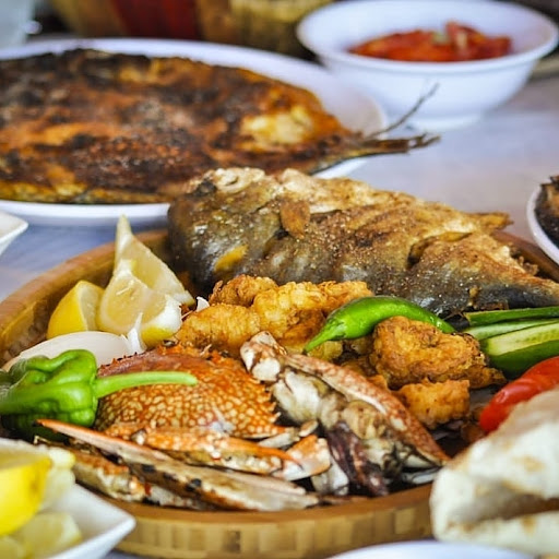 مطعم اسماك البحر