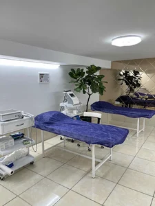مرکز خدمات درمانی و زیبایی هلسا
