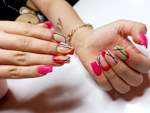 Parisa-Nail-artistخدمات تخصصی ناخن پریسا