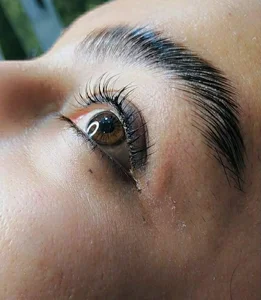 خدمات  اکستنشن مژه 4