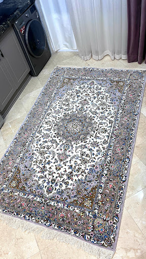 گالری نقشه و فرش تقدیسی