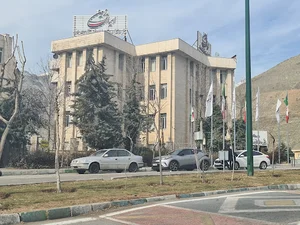 پیش دبستان و دبستان ایران‌زمین