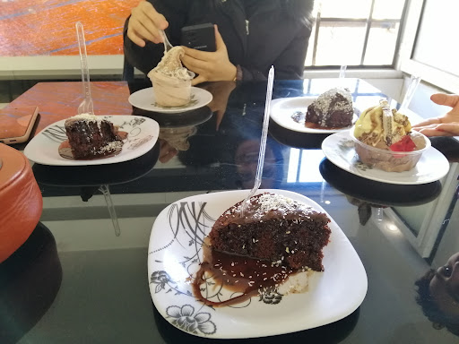 بستنی ایرانیان