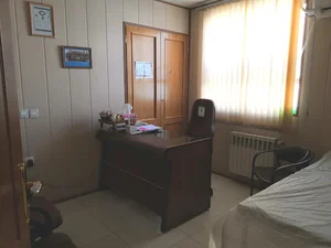 دکتر لاله مستجابی