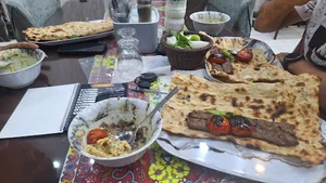 کباب و بریان عشایر شعبه ۱۰