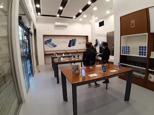 موبایل والی