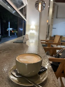 عمارت رو به ماه