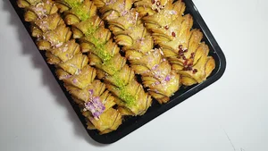 شیرینی فروشی موژآ
