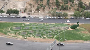 مجسمه طاووس
