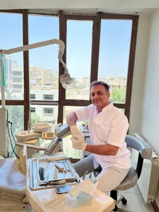 دکتر حسین شصت فولادی متخصص ارتودنسی 5
