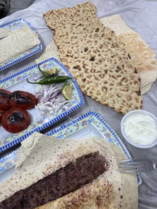 کبابی رهگذر