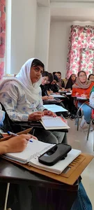 آکادمی زبان خارجه نشاط