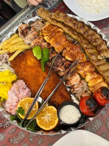 رستوران سنتی ترنج 2