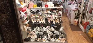 کیف و کفش بچگانه کارو