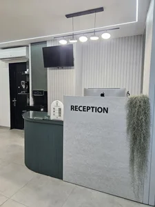 مرکز دندانپزشکی نیک 2